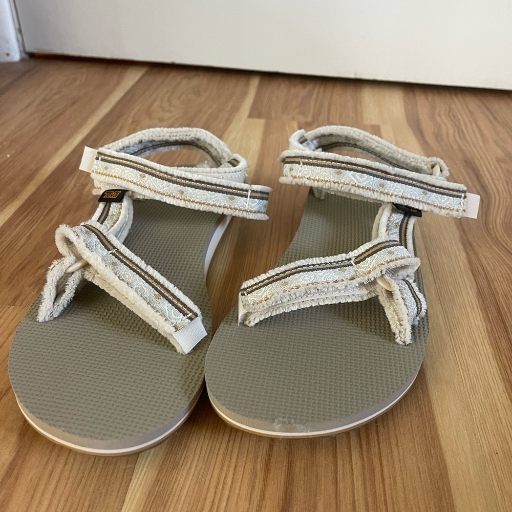 Teva festival sandal